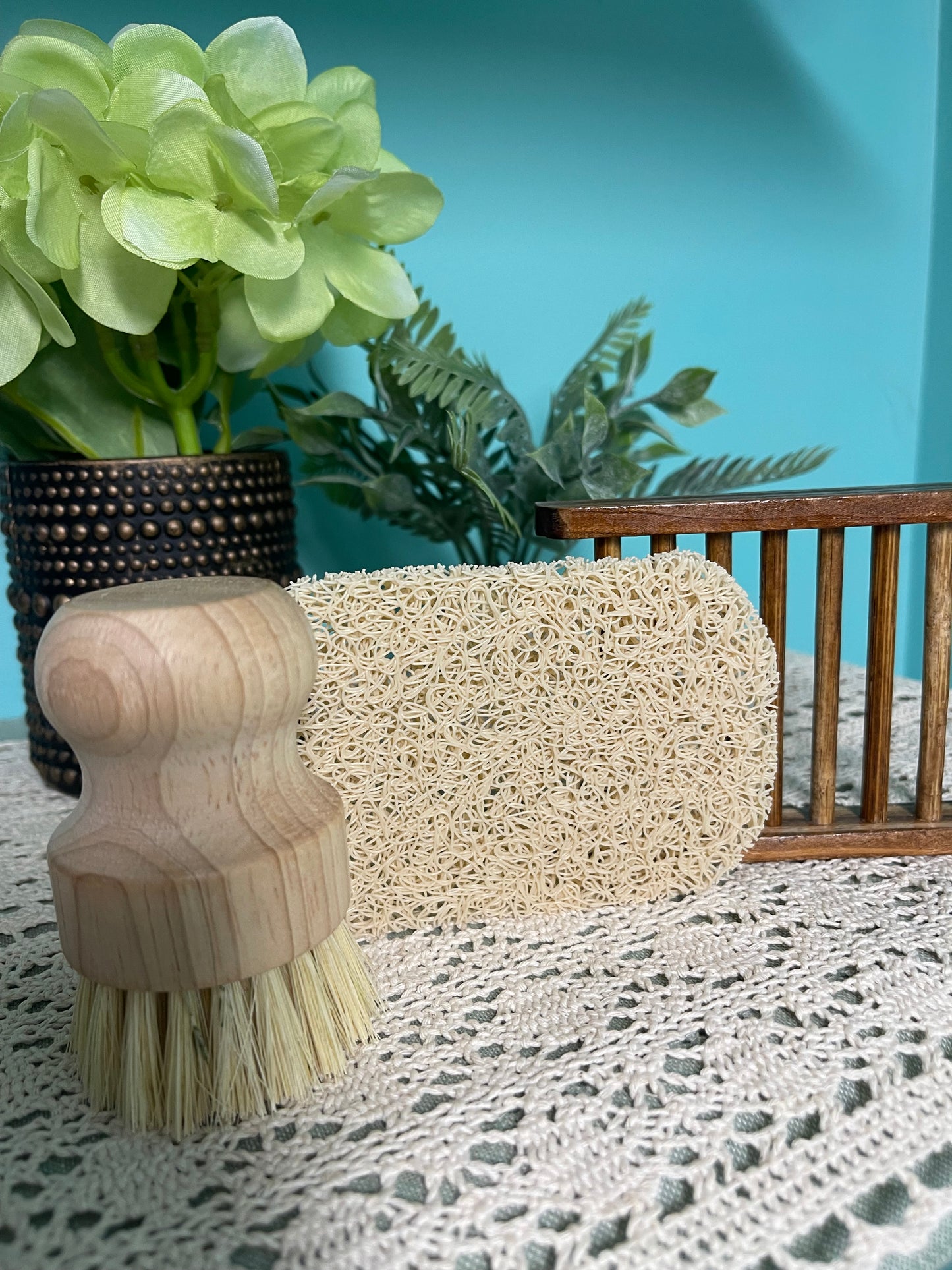 Bamboo dish scrubber, natural cleaning products, non-toxic cleaning, non-toxic kitchen items, natural bamboo dish scrubber, natural dish scrubber