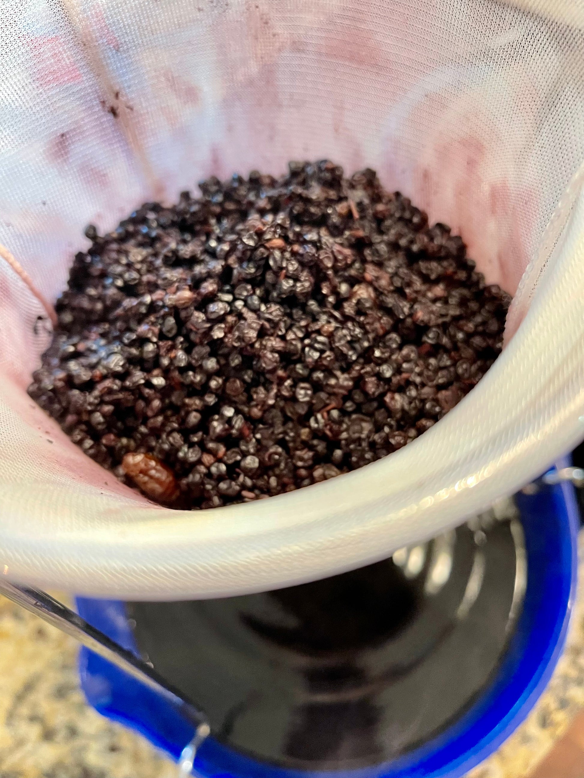 Extra Immune-Boosting Elderberry Syrup DIY Kit, Homemade Organic DIY Kiy, DIY Elderberry Syrup, Homemade elderberry syrup, Holistic medicine, Nature powered medicine kit